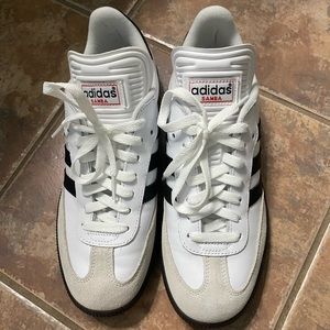 Adidas Sambas Tennis Shoes